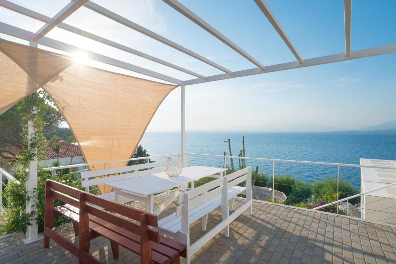 Epipleon Suites Agioi Apostoloi  Ngoại thất bức ảnh