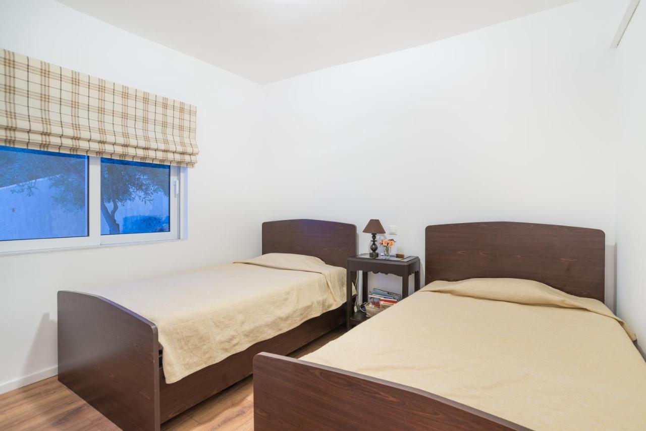 Epipleon Suites Agioi Apostoloi  Ngoại thất bức ảnh