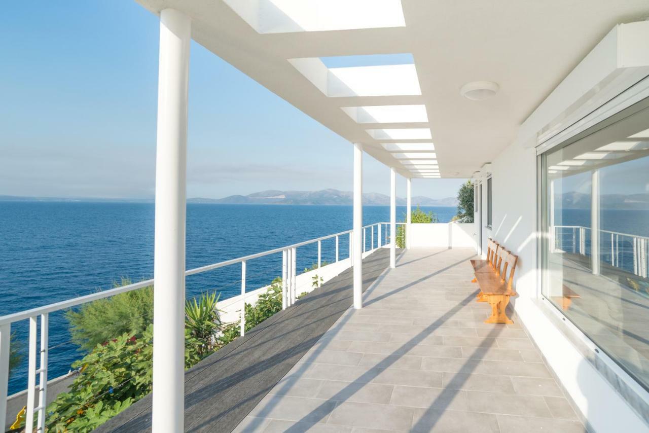 Epipleon Suites Agioi Apostoloi  Ngoại thất bức ảnh