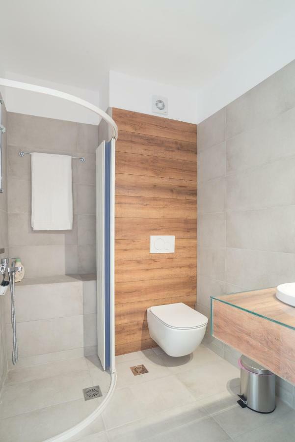 Epipleon Suites Agioi Apostoloi  Ngoại thất bức ảnh